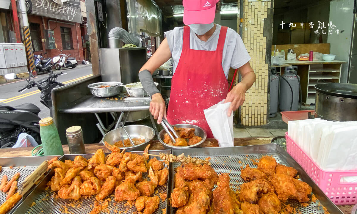 十九甲炸雞,十九甲香雞塊,台中炸雞,台中美食,大里炸雞,大里美食,大里香雞塊 @捲毛阿偉